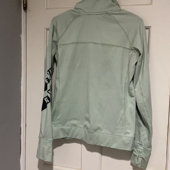 Victoria Secret pull over - Picture 2 of 2